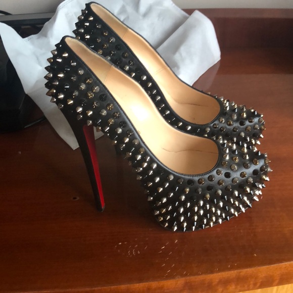 Sold Sold Sold - Picture 2 of 6